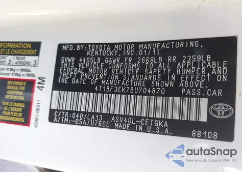 2011 Toyota Camry Xle z USA, uszkodzony, nr VIN 4T1BF3EK7BU704870